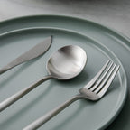 Gold Stainless Steel Cutlery Set with Forks, Knives, and Spoons for Dining Table Use