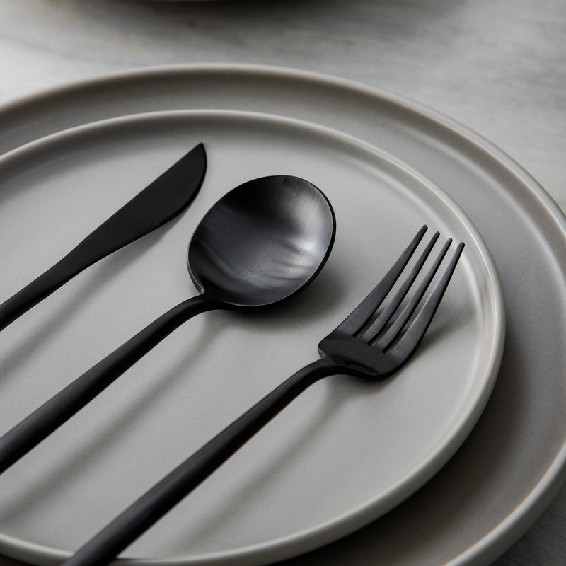 Gold Stainless Steel Cutlery Set with Forks, Knives, and Spoons for Dining Table Use
