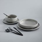 Gold Stainless Steel Cutlery Set with Forks, Knives, and Spoons for Dining Table Use