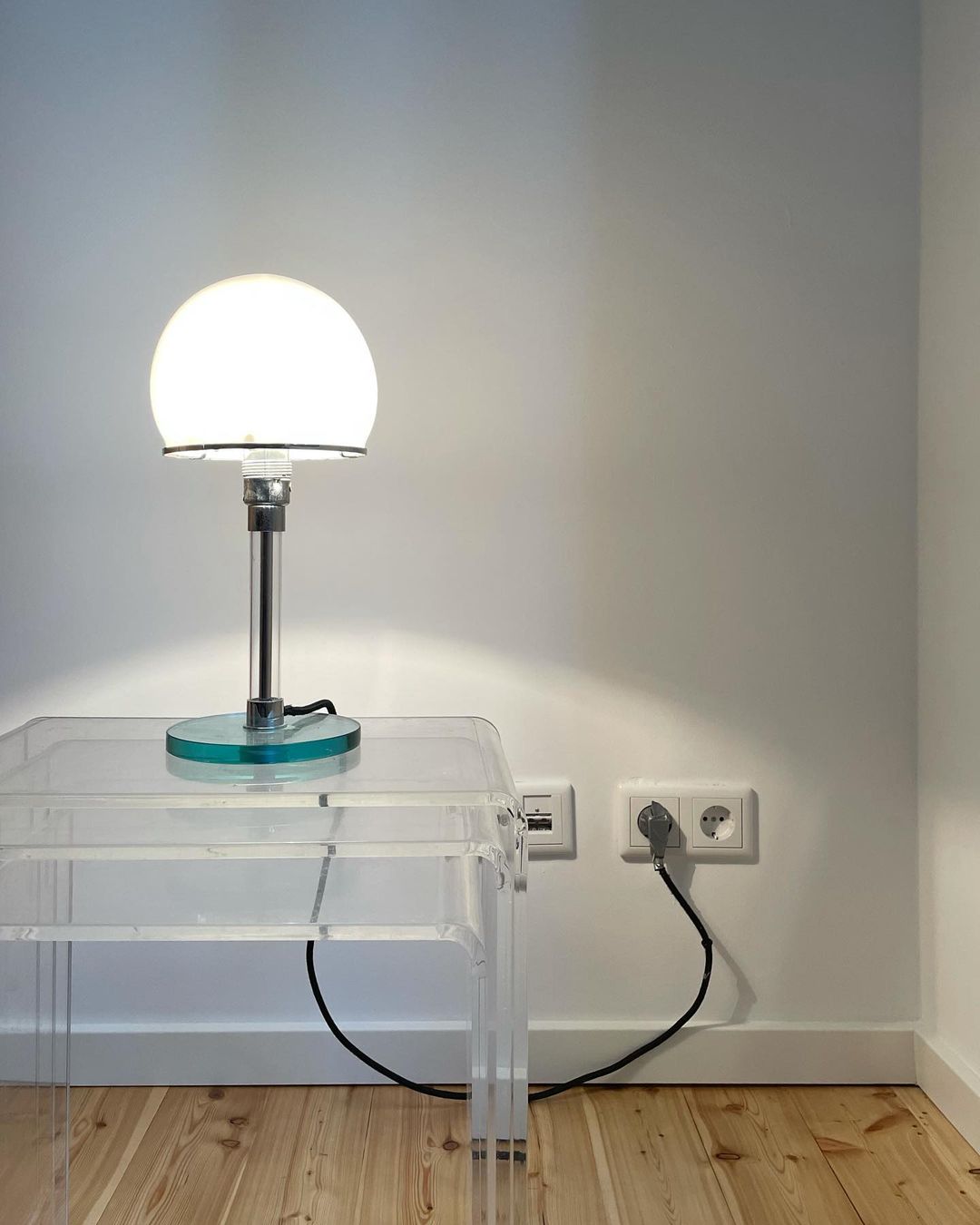 Glass Globe Table Lamp with Metal Base