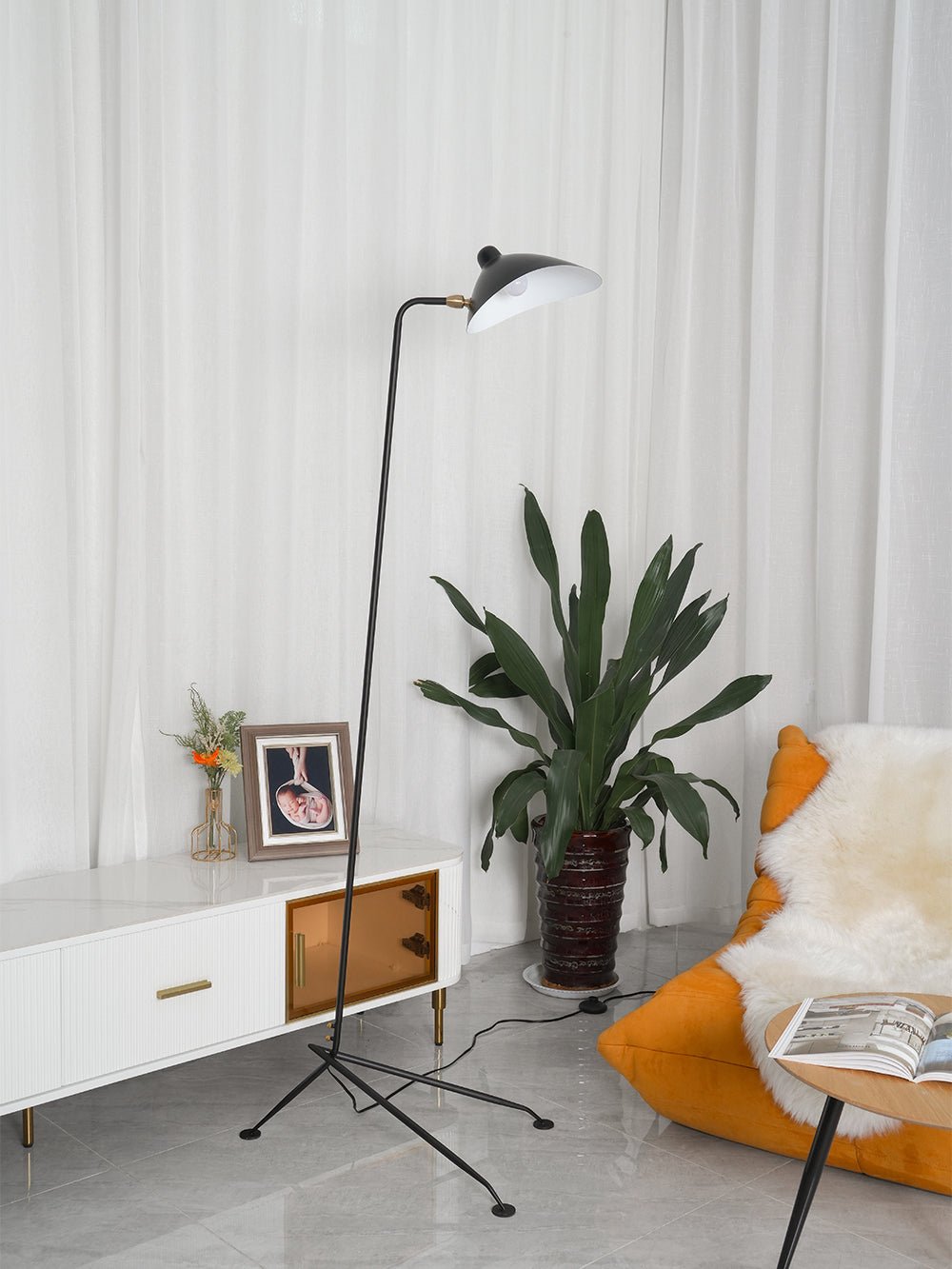 Adjustable Arm Floor Lamp with Mid-Century Modern Design